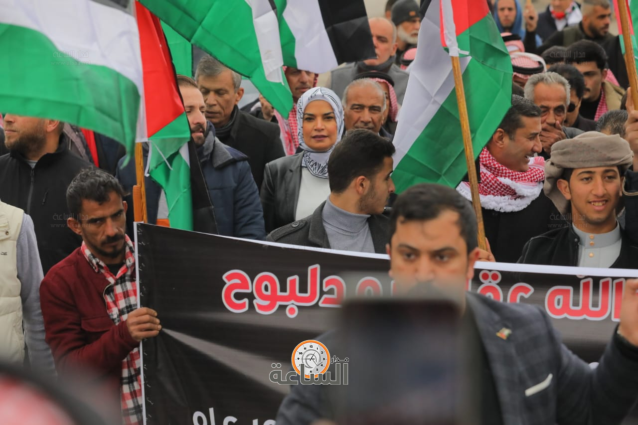 Madar Al-Saa Images 0.13657765542860334