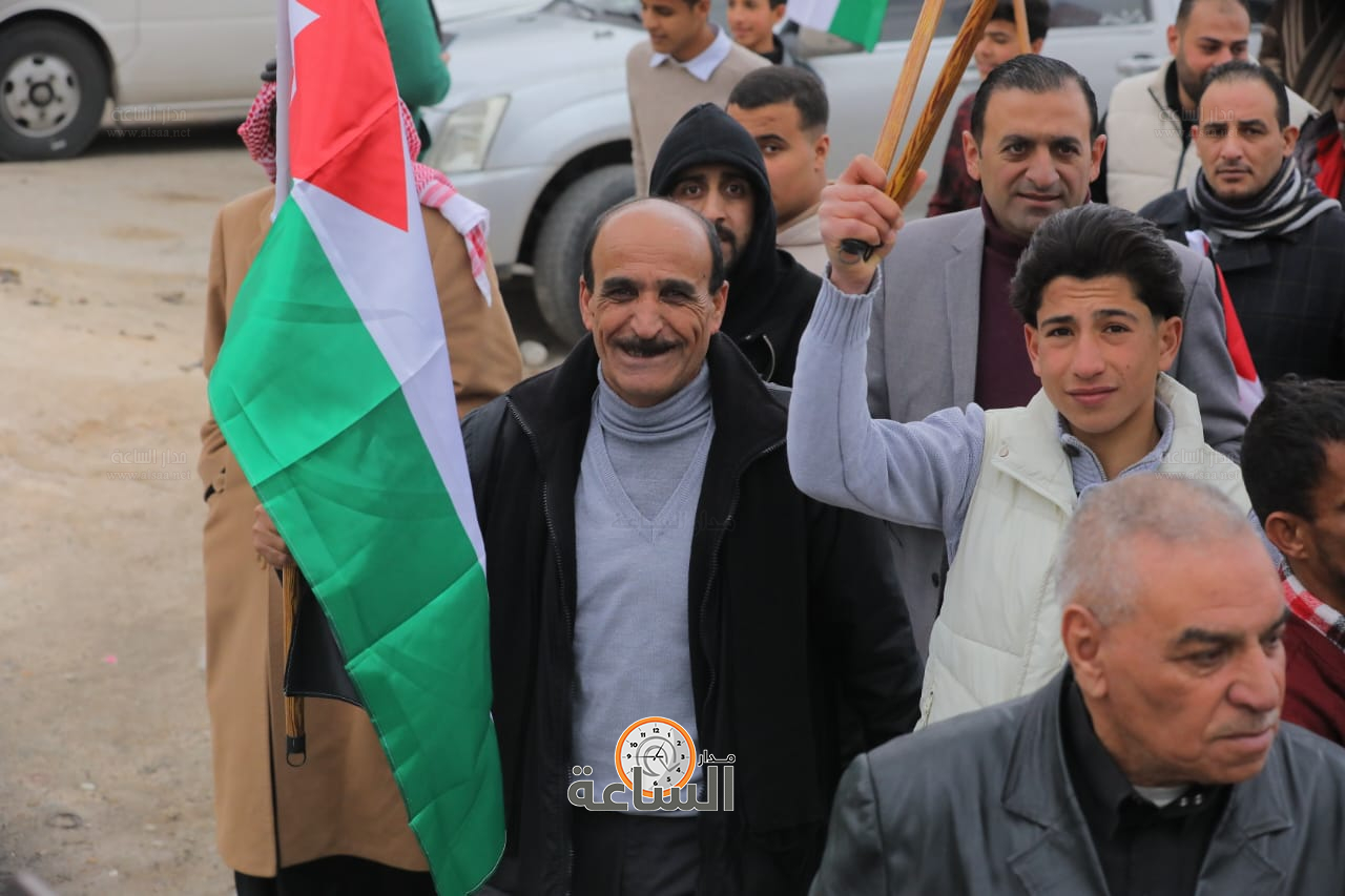 Madar Al-Saa Images 0.4437799764501007