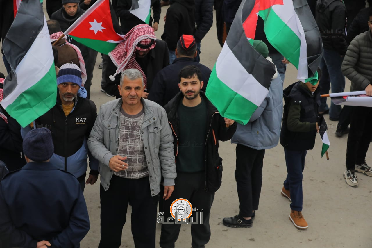 Madar Al-Saa Images 0.45657516429798606