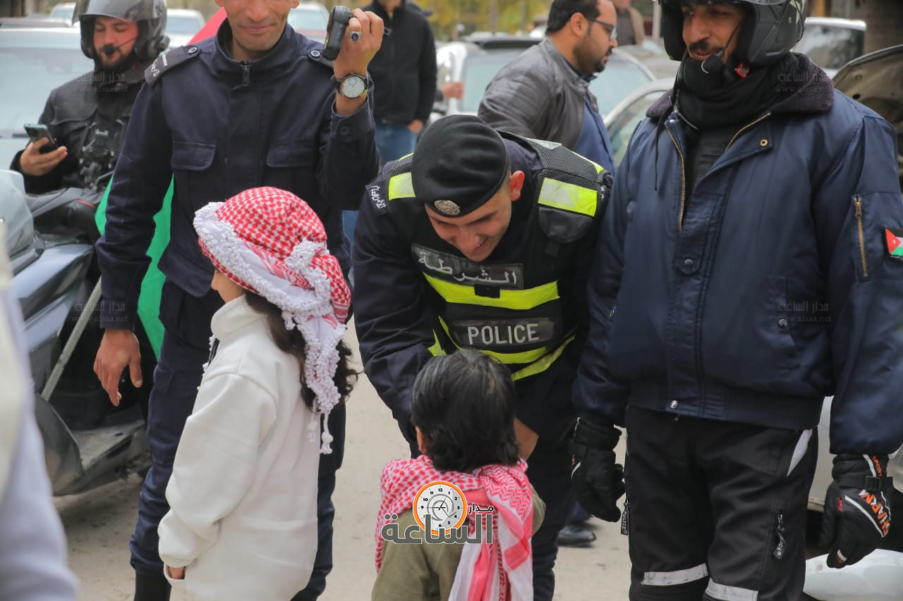 Madar Al-Saa Images 0.9887020408817859