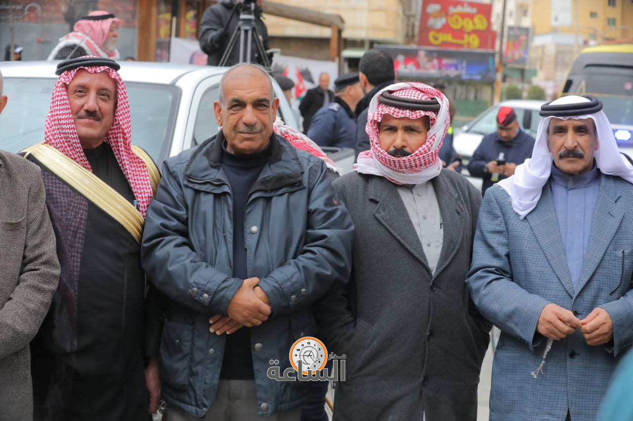 Madar Al-Saa Images 0.967368856499857