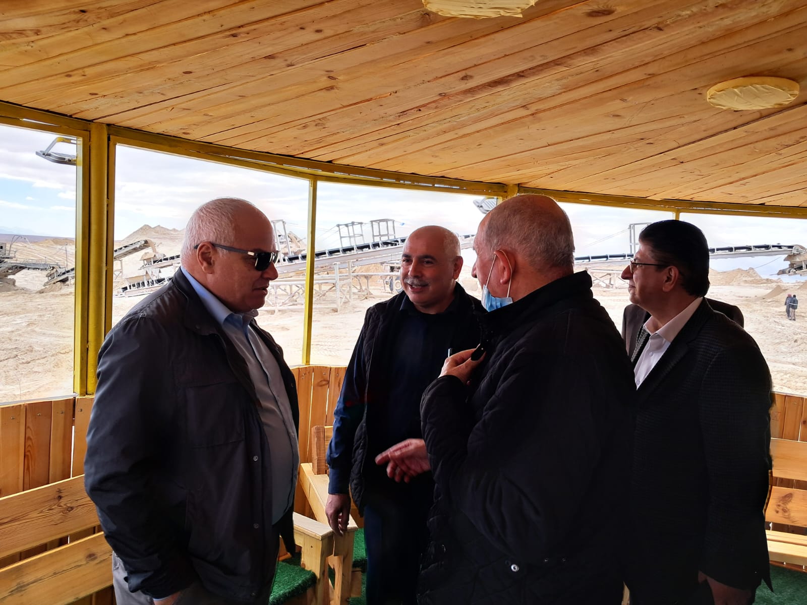 Madar Al-Saa Images 0.46461150267983764