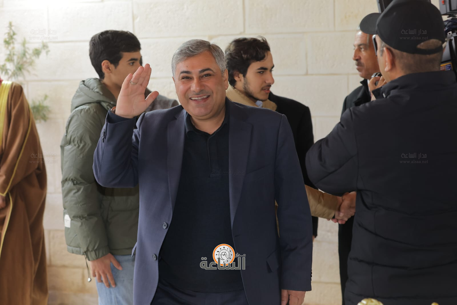 Madar Al-Saa Images 0.5569142313418038