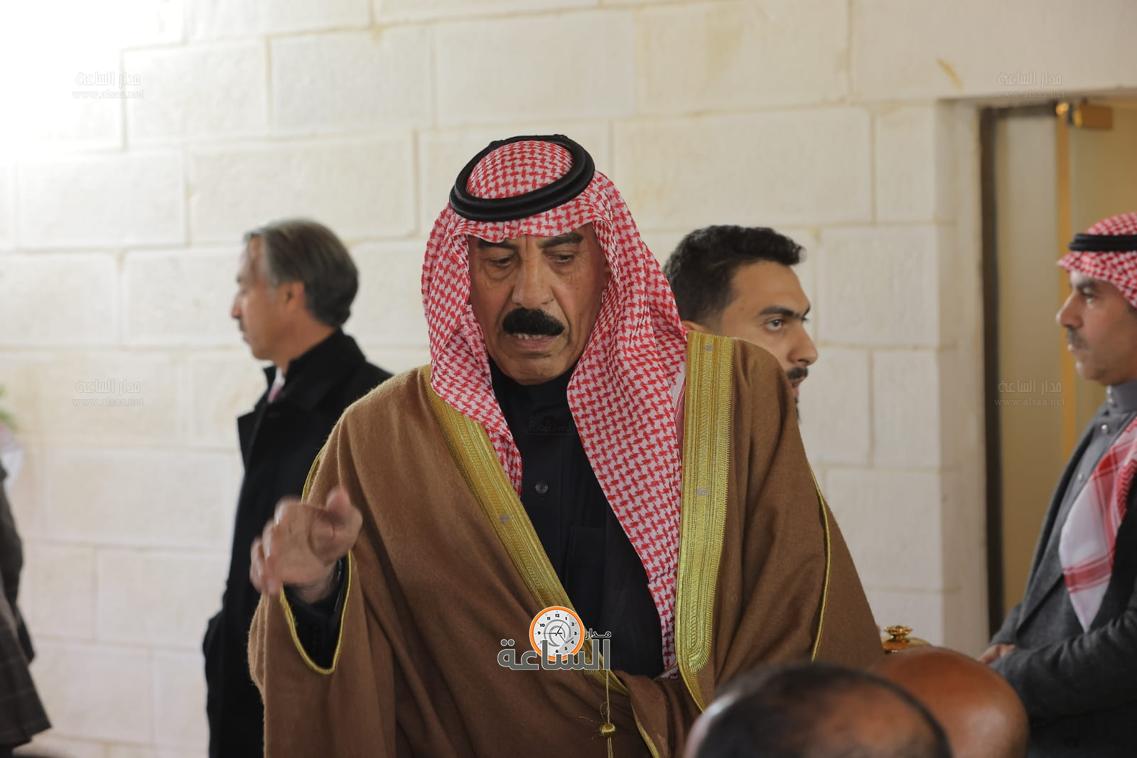 Madar Al-Saa Images 0.9954101077092978