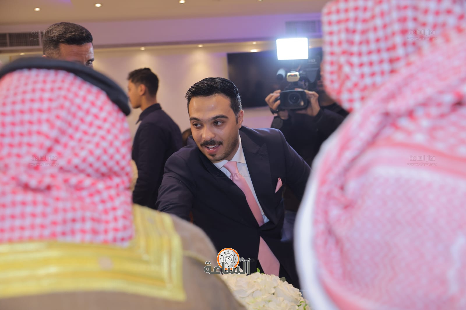 Madar Al-Saa Images 0.49632098186195983