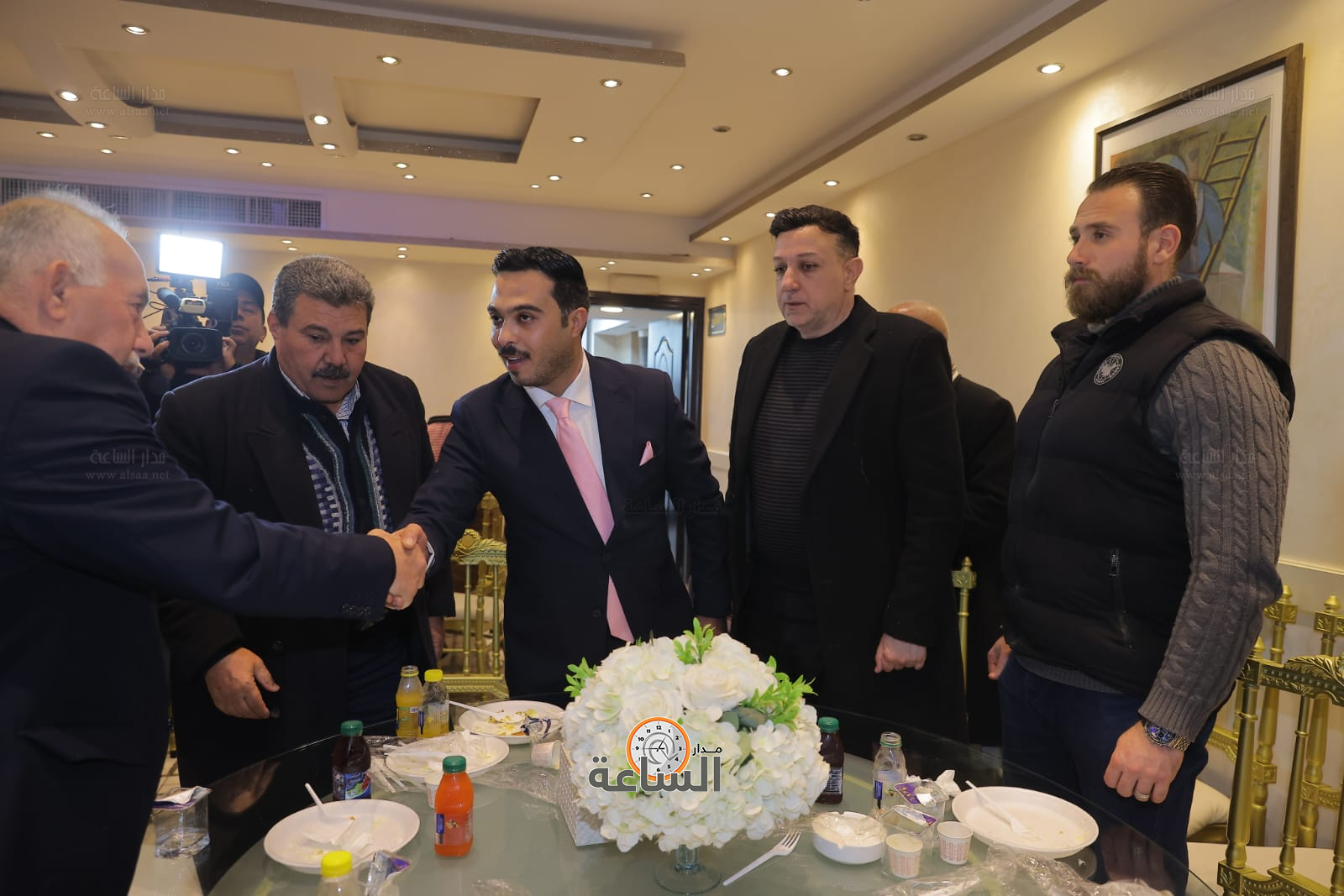 Madar Al-Saa Images 0.6942438313571224