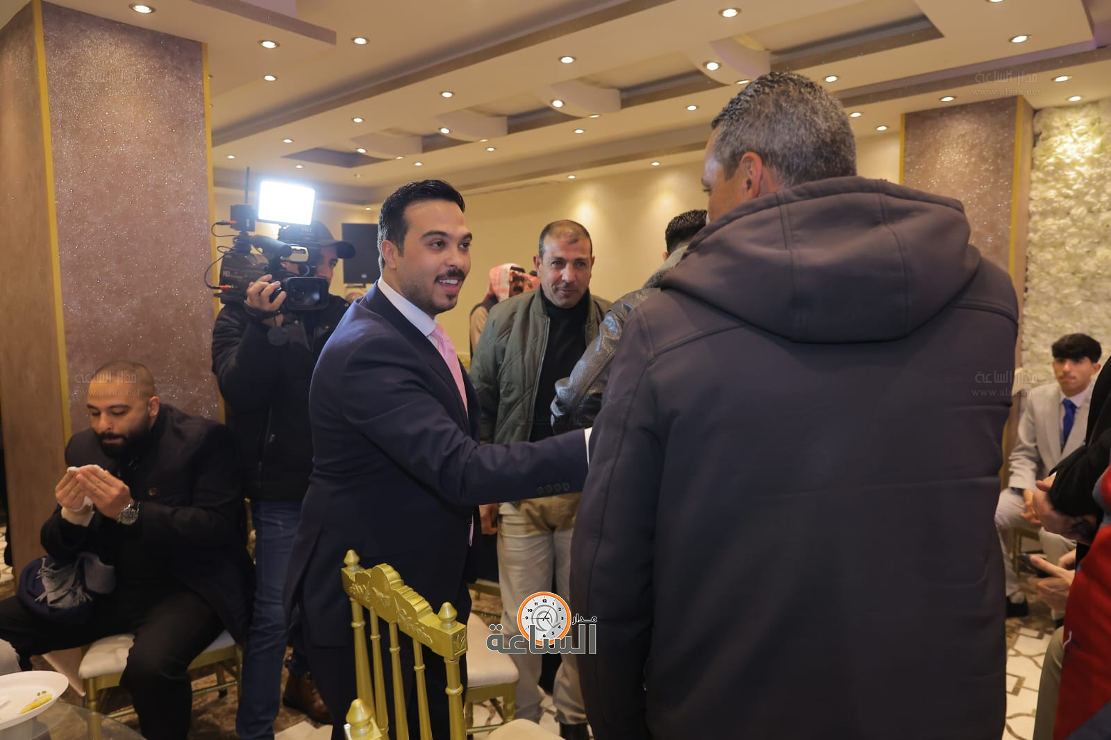 Madar Al-Saa Images 0.5181383492987561