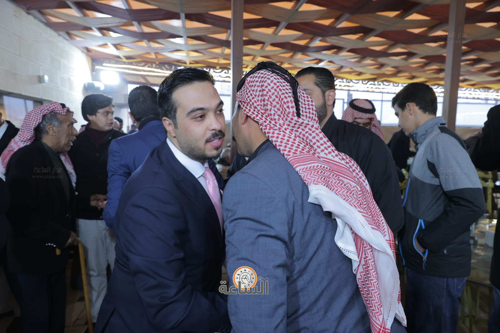 Madar Al-Saa Images 0.45041262983956765