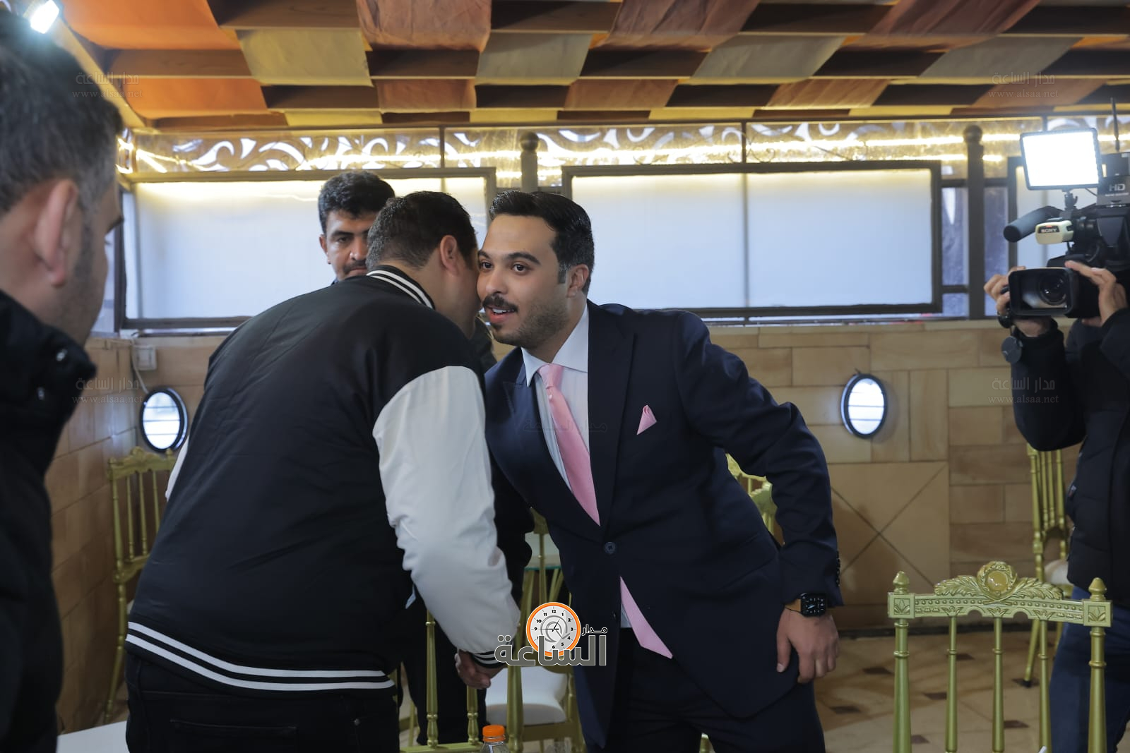 Madar Al-Saa Images 0.8245805857641499