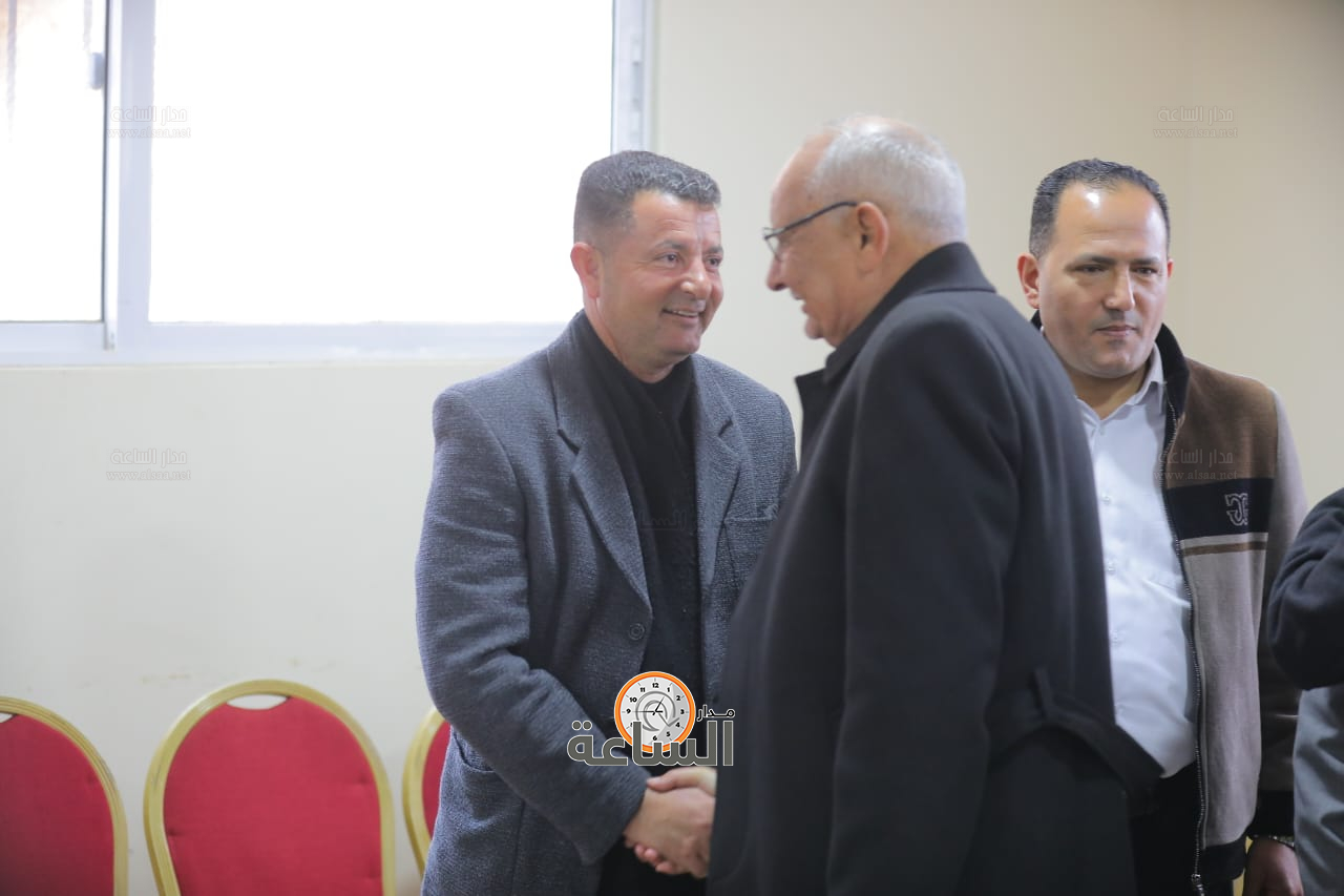 Madar Al-Saa Images 0.4885778234717828