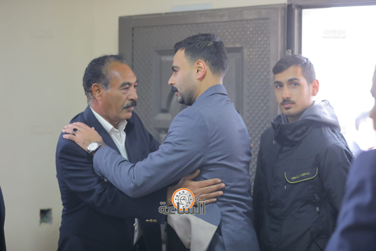 Madar Al-Saa Images 0.3806035402319974