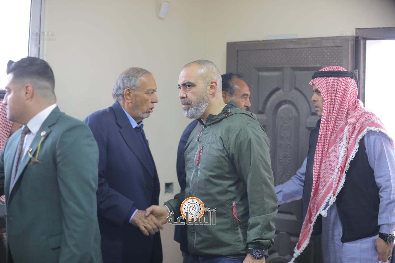 Madar Al-Saa Images 0.35681433580644484