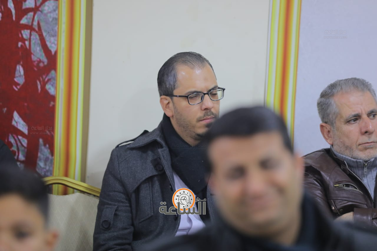 Madar Al-Saa Images 0.3858933368323656