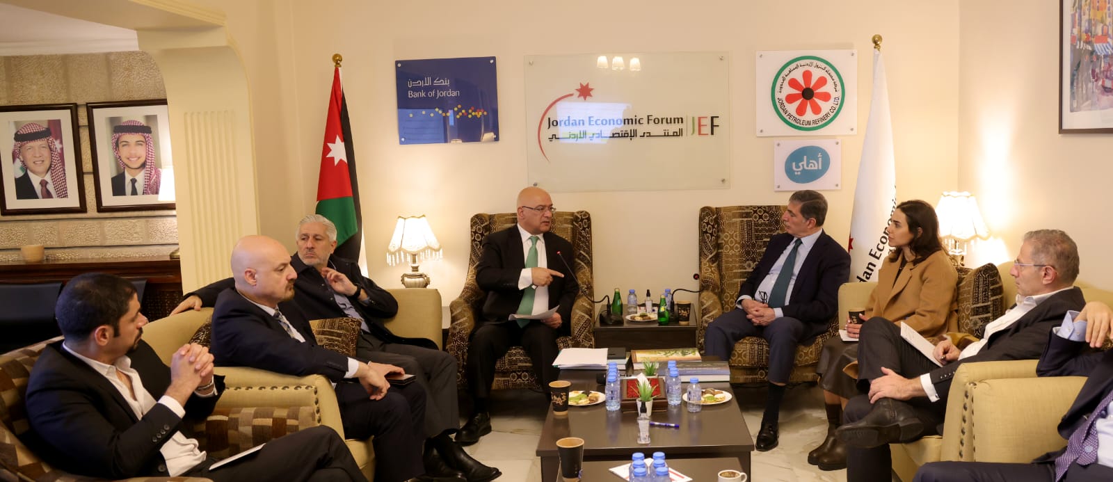 Madar Al-Saa Images 0.9046587754998501