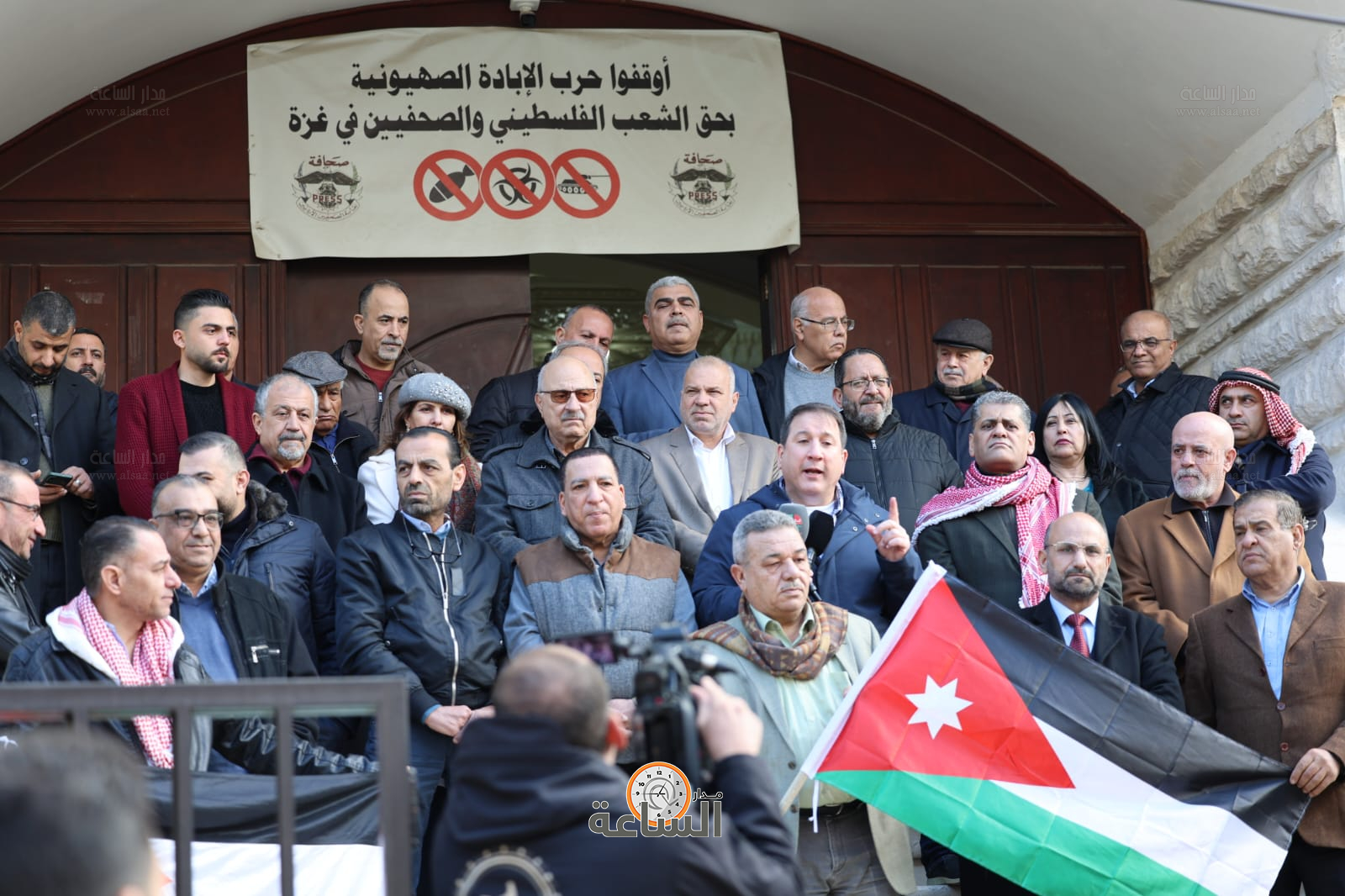 Madar Al-Saa Images 0.18139854576649905