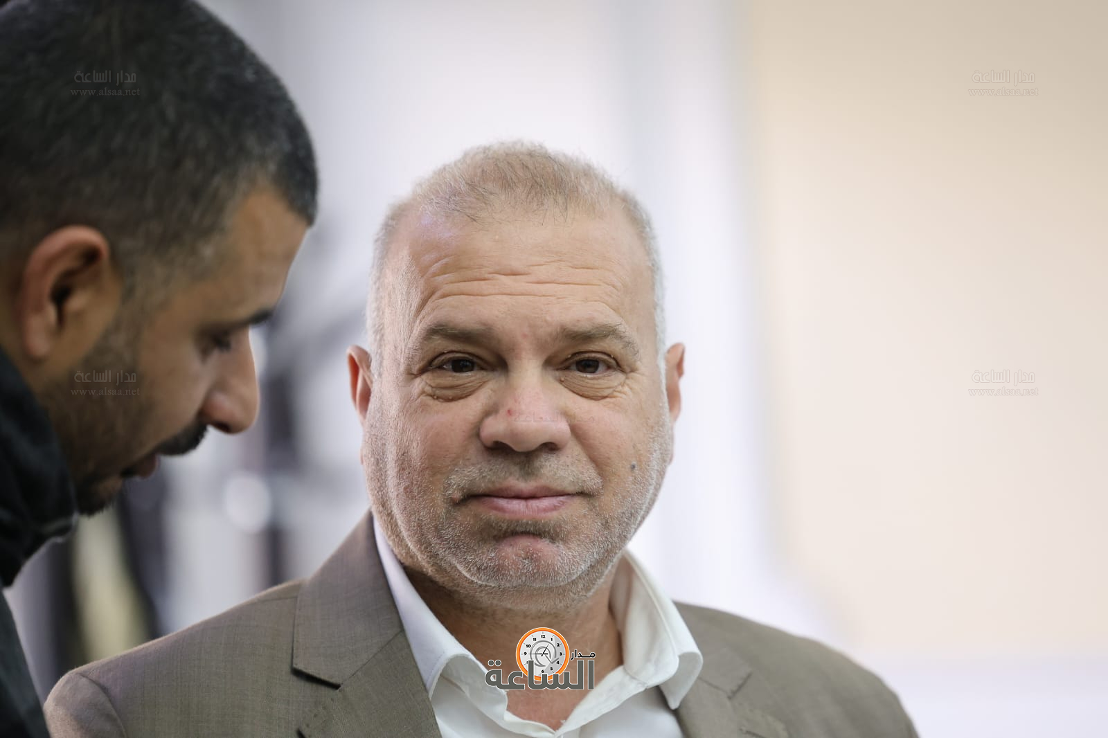 Madar Al-Saa Images 0.6405184621581637