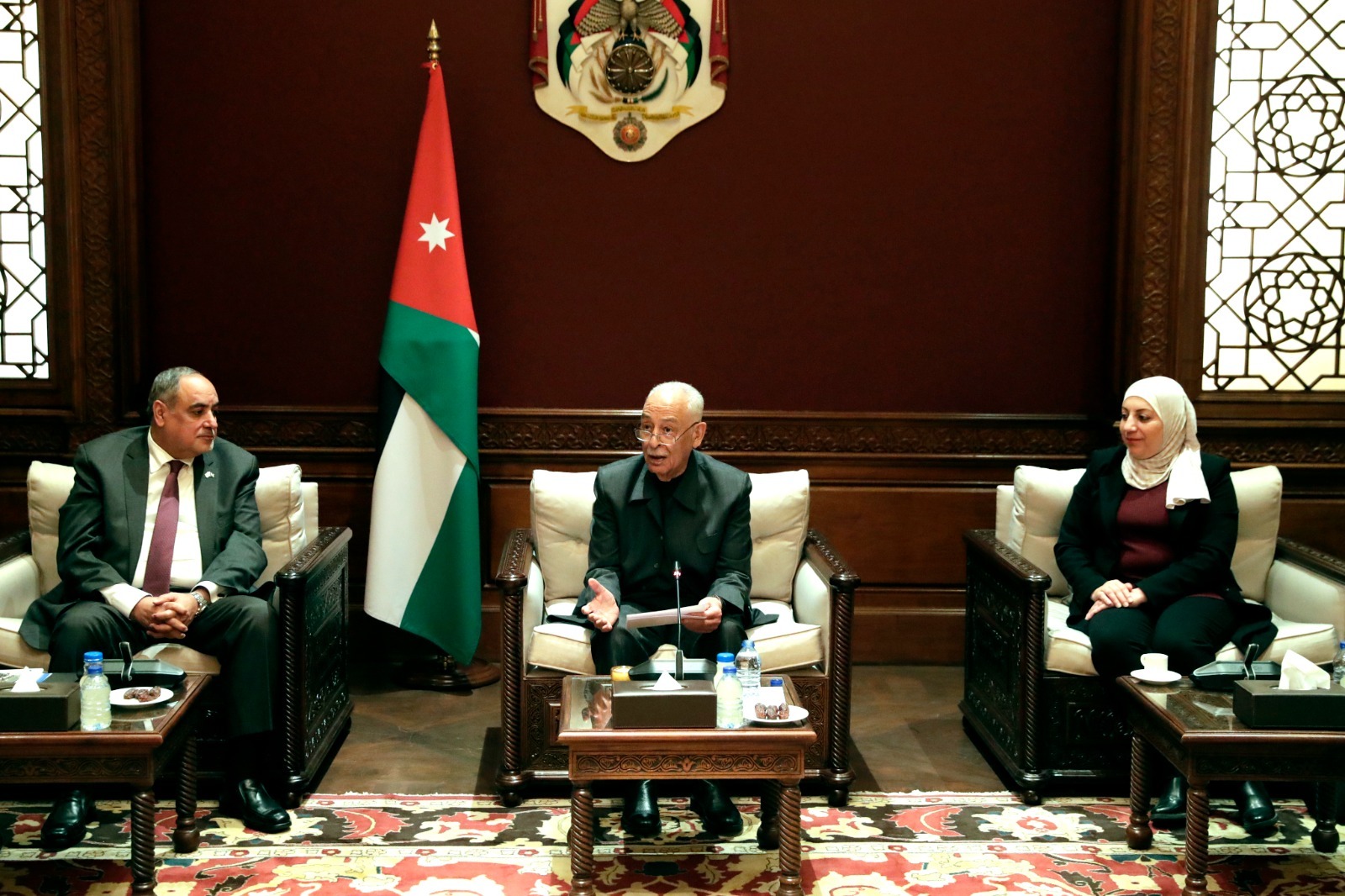 Madar Al-Saa Images 0.540640501838588