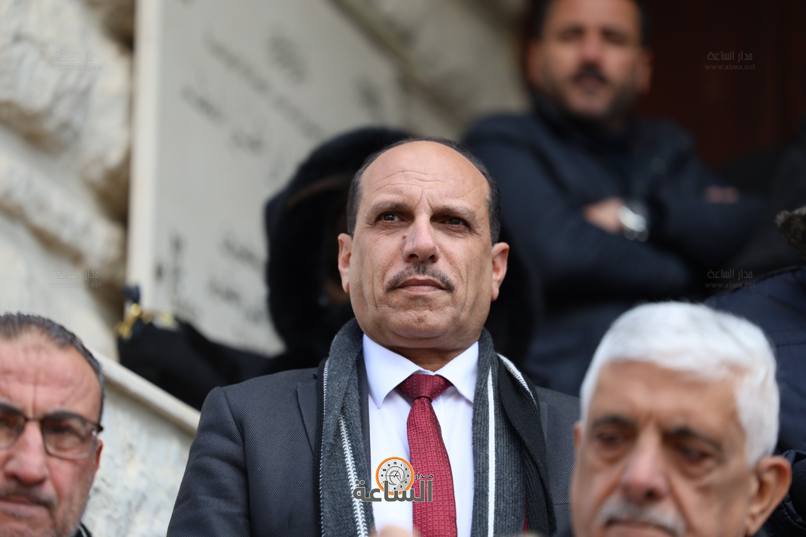 Madar Al-Saa Images 0.4875127417616203