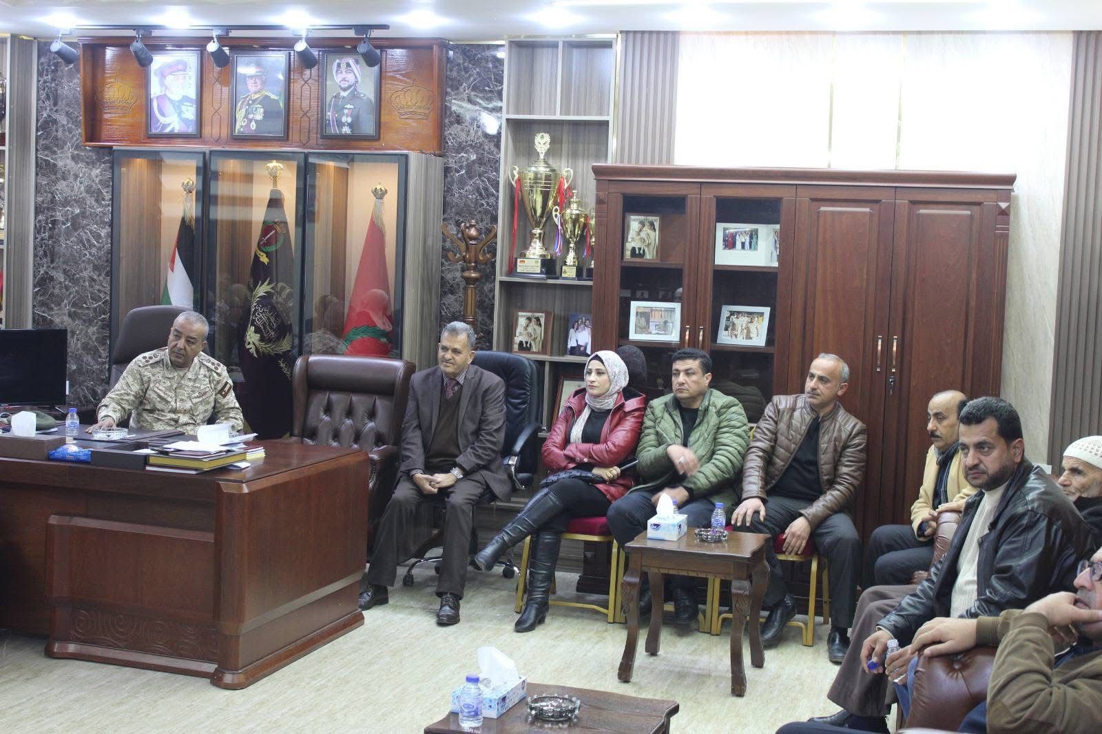 Madar Al-Saa Images 0.011434398740615359