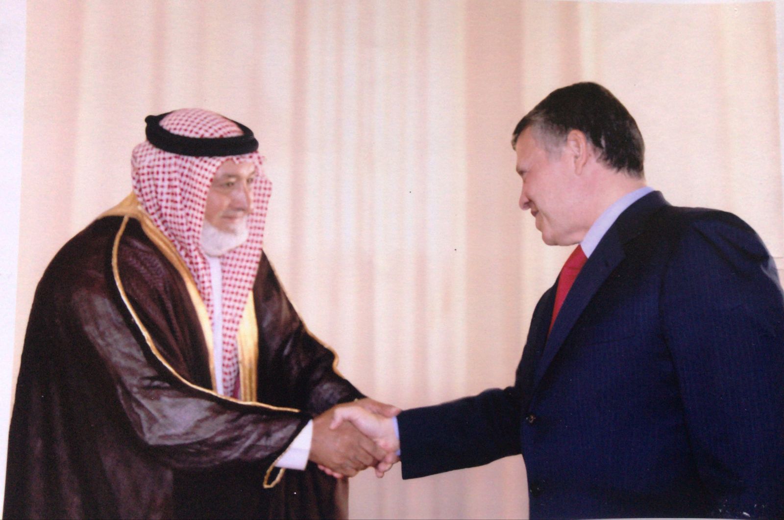 Madar Al-Saa Images 0.880548517427199