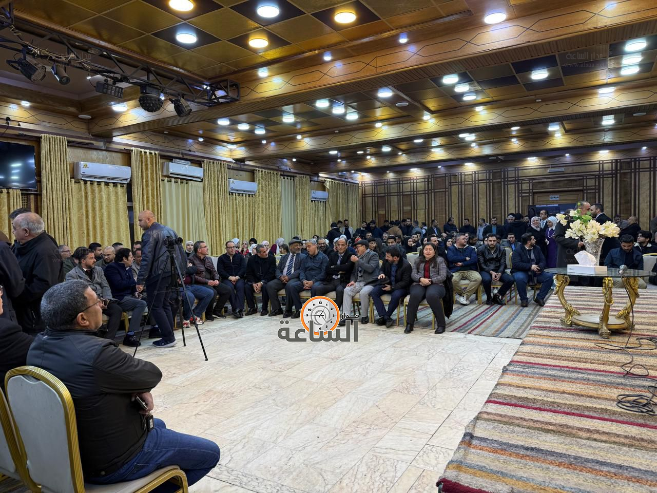 Madar Al-Saa Images 0.22424110145659015