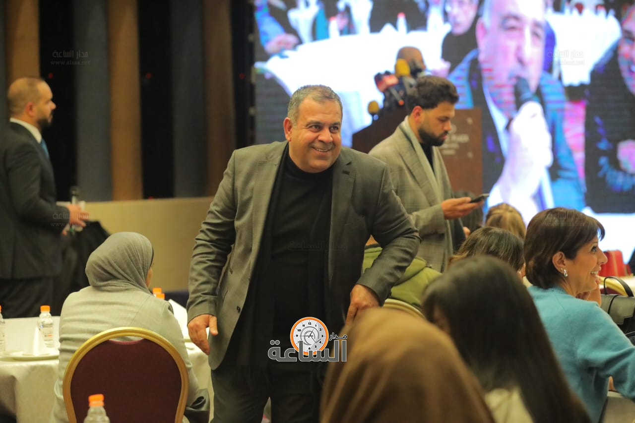 Madar Al-Saa Images 0.2469318873111268