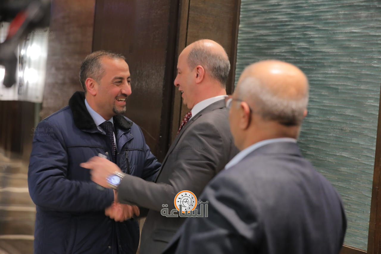 Madar Al-Saa Images 0.16594355688456353