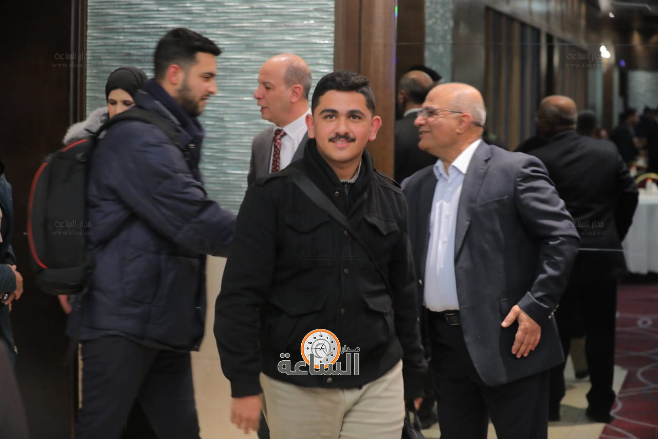 Madar Al-Saa Images 0.8488602304034878