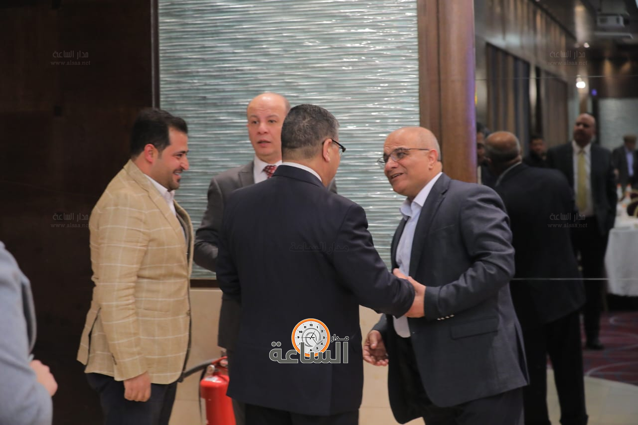 Madar Al-Saa Images 0.19227664845539127