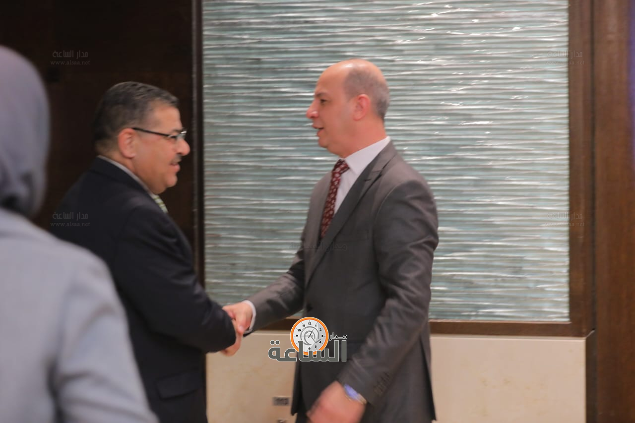 Madar Al-Saa Images 0.7760930719546577