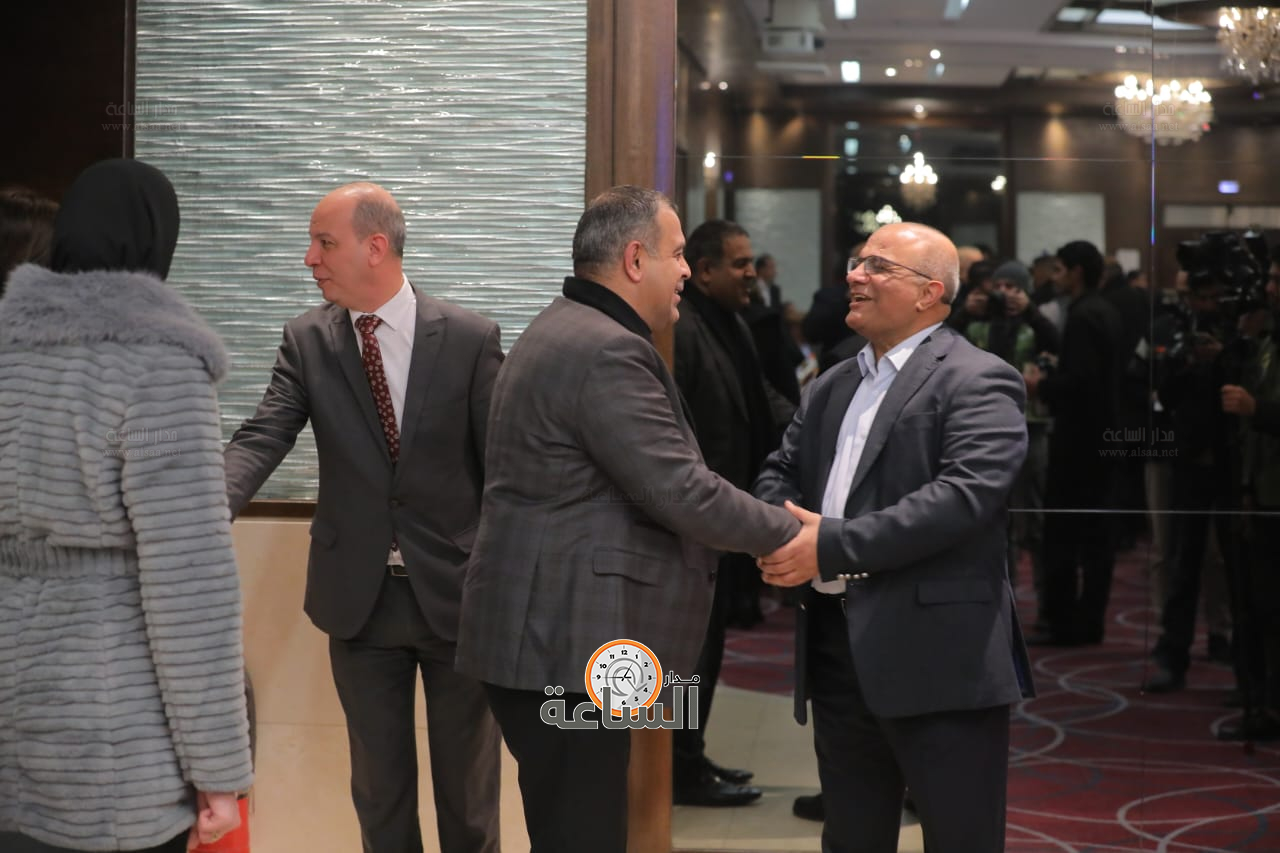 Madar Al-Saa Images 0.3735136789582276