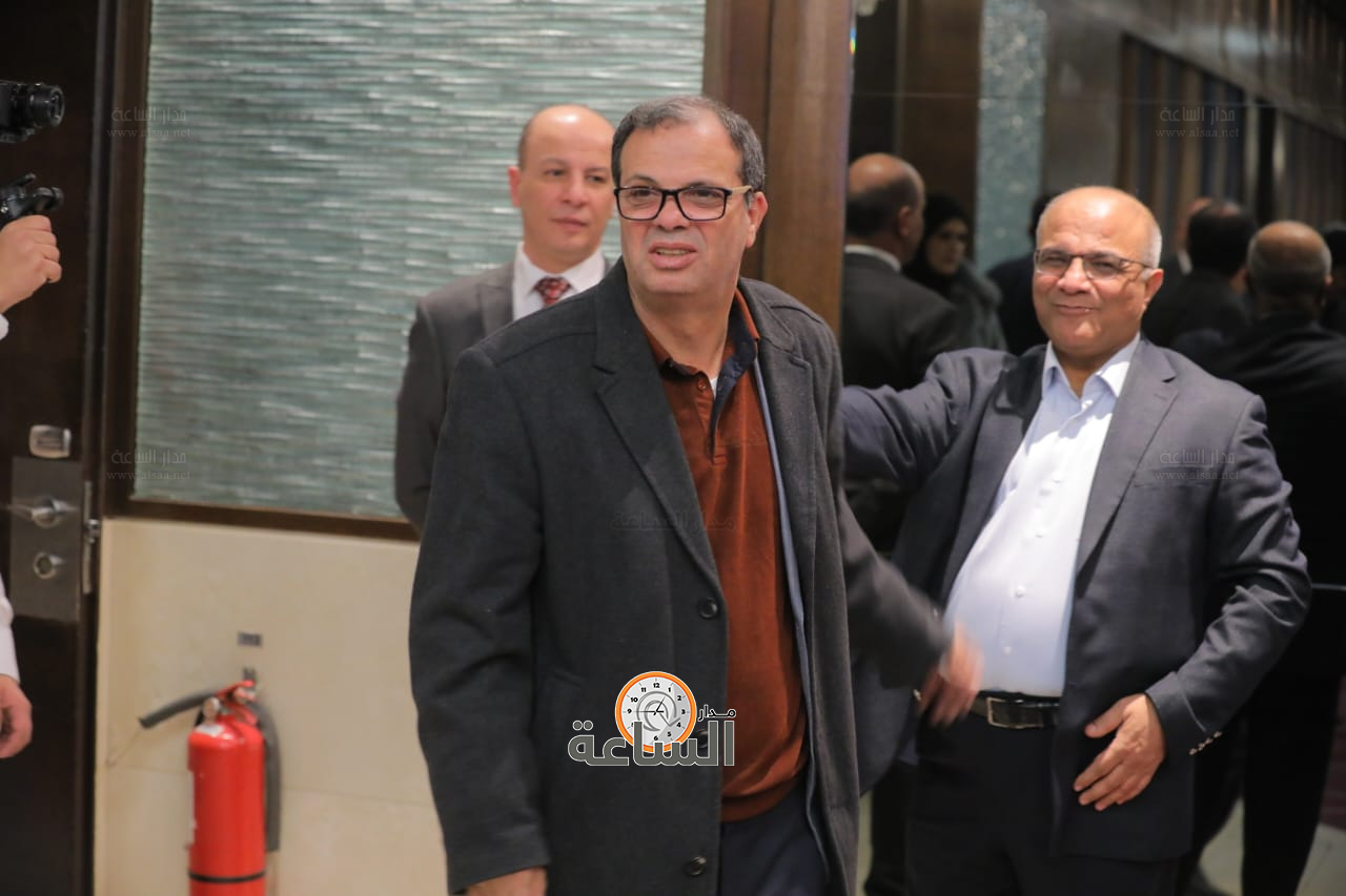 Madar Al-Saa Images 0.69273283781389