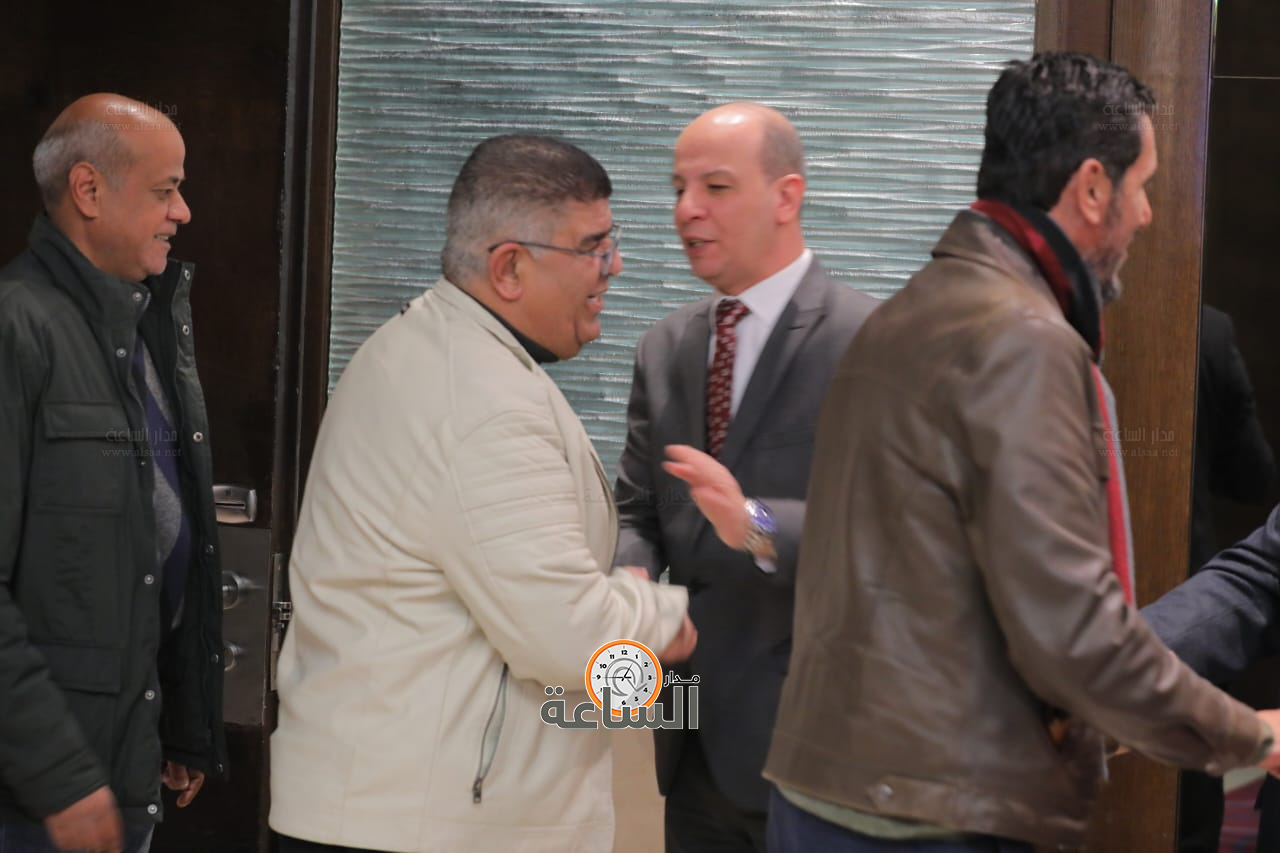 Madar Al-Saa Images 0.46419769808119127