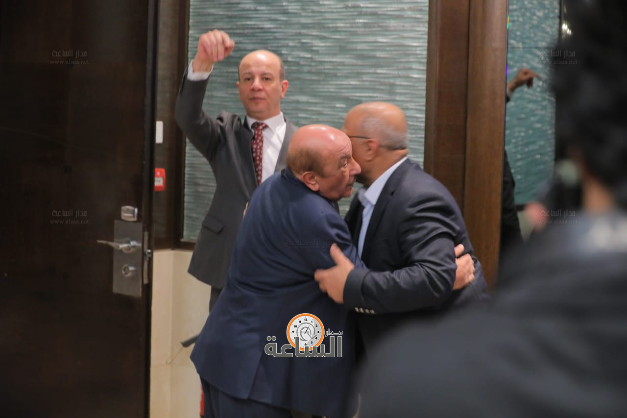 Madar Al-Saa Images 0.39918096442764206