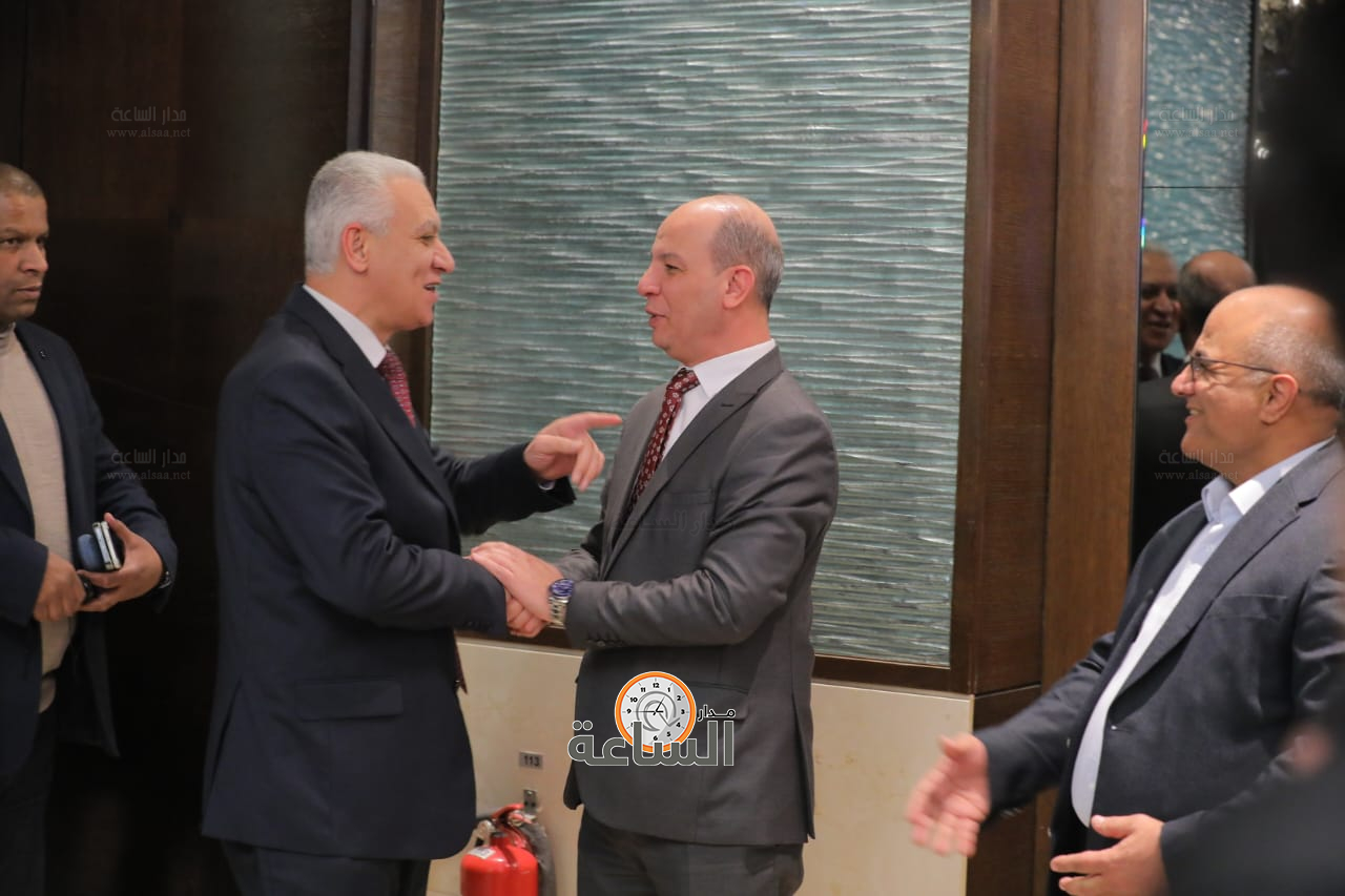 Madar Al-Saa Images 0.4398197457901363