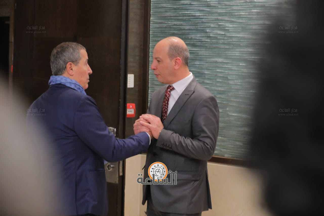 Madar Al-Saa Images 0.7273530810707702