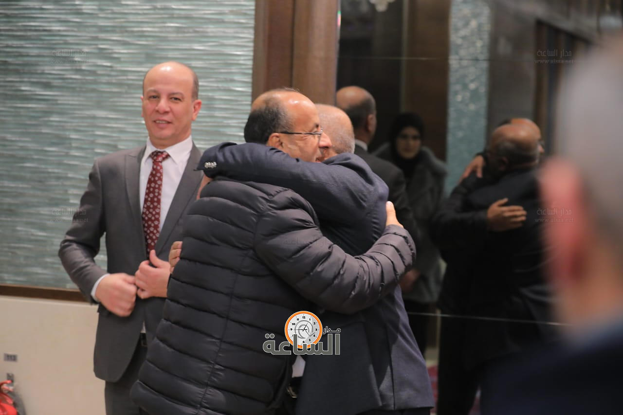 Madar Al-Saa Images 0.3304292700425939