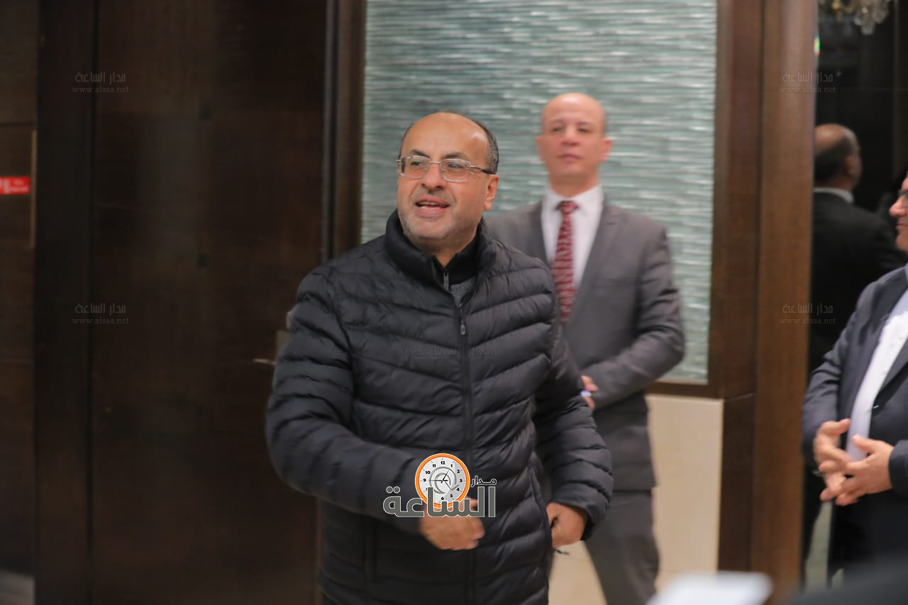 Madar Al-Saa Images 0.8609740498777321