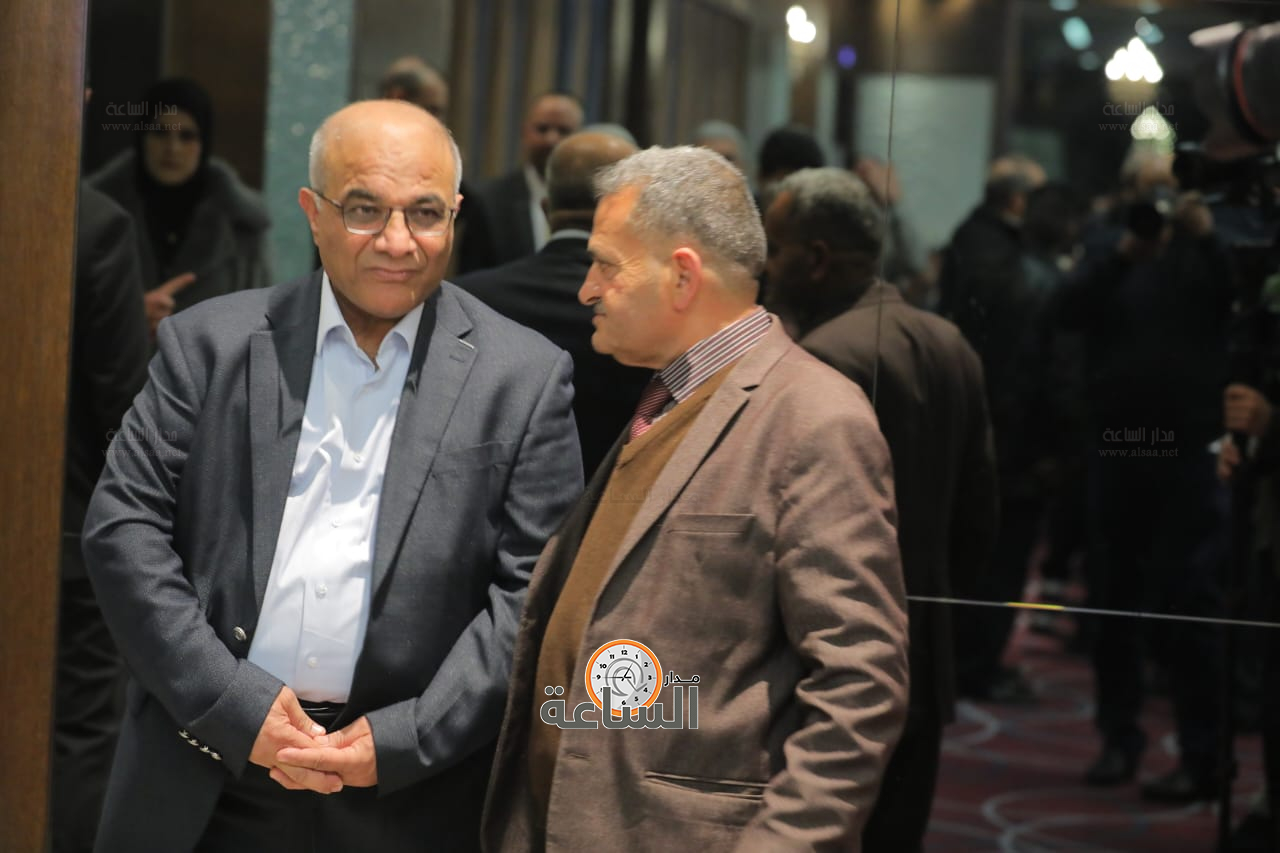 Madar Al-Saa Images 0.1619415413508969