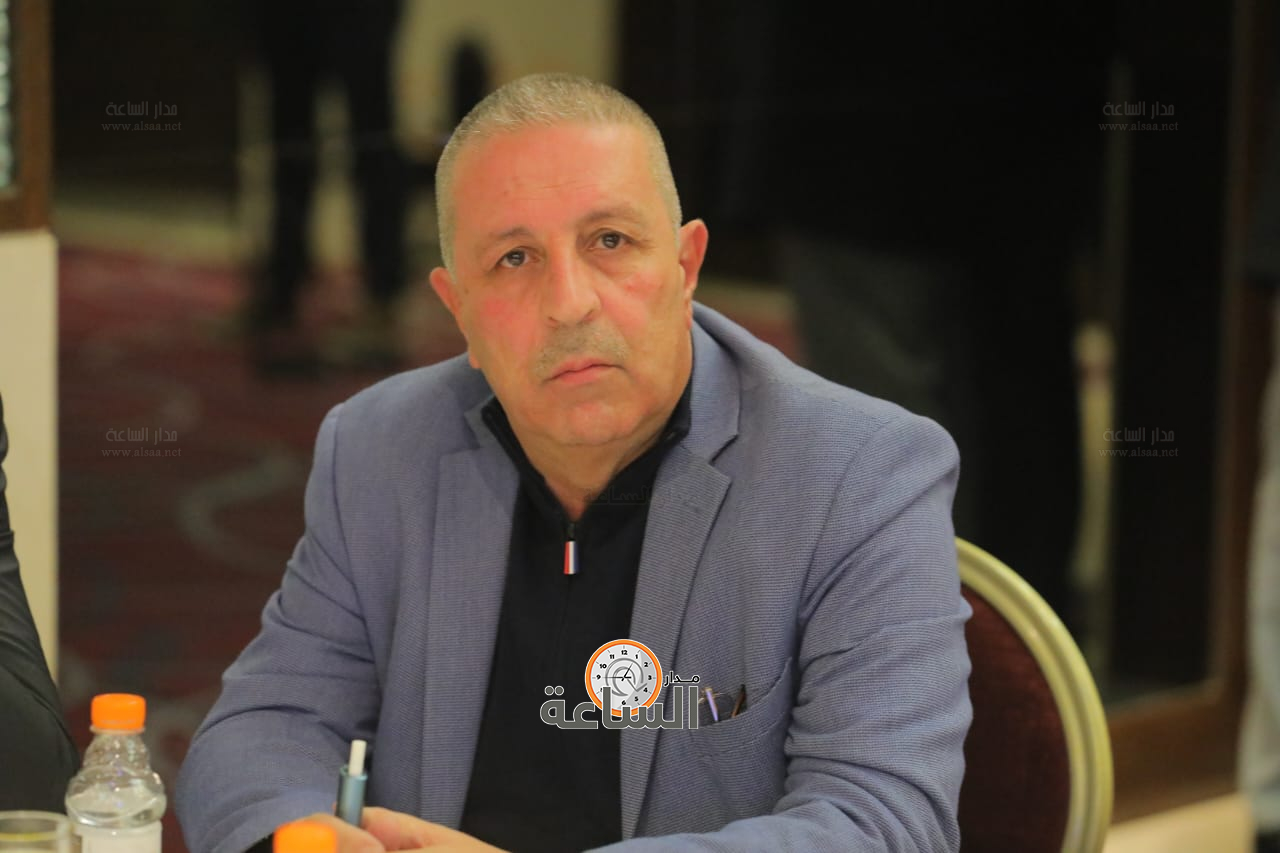 Madar Al-Saa Images 0.603830016674362