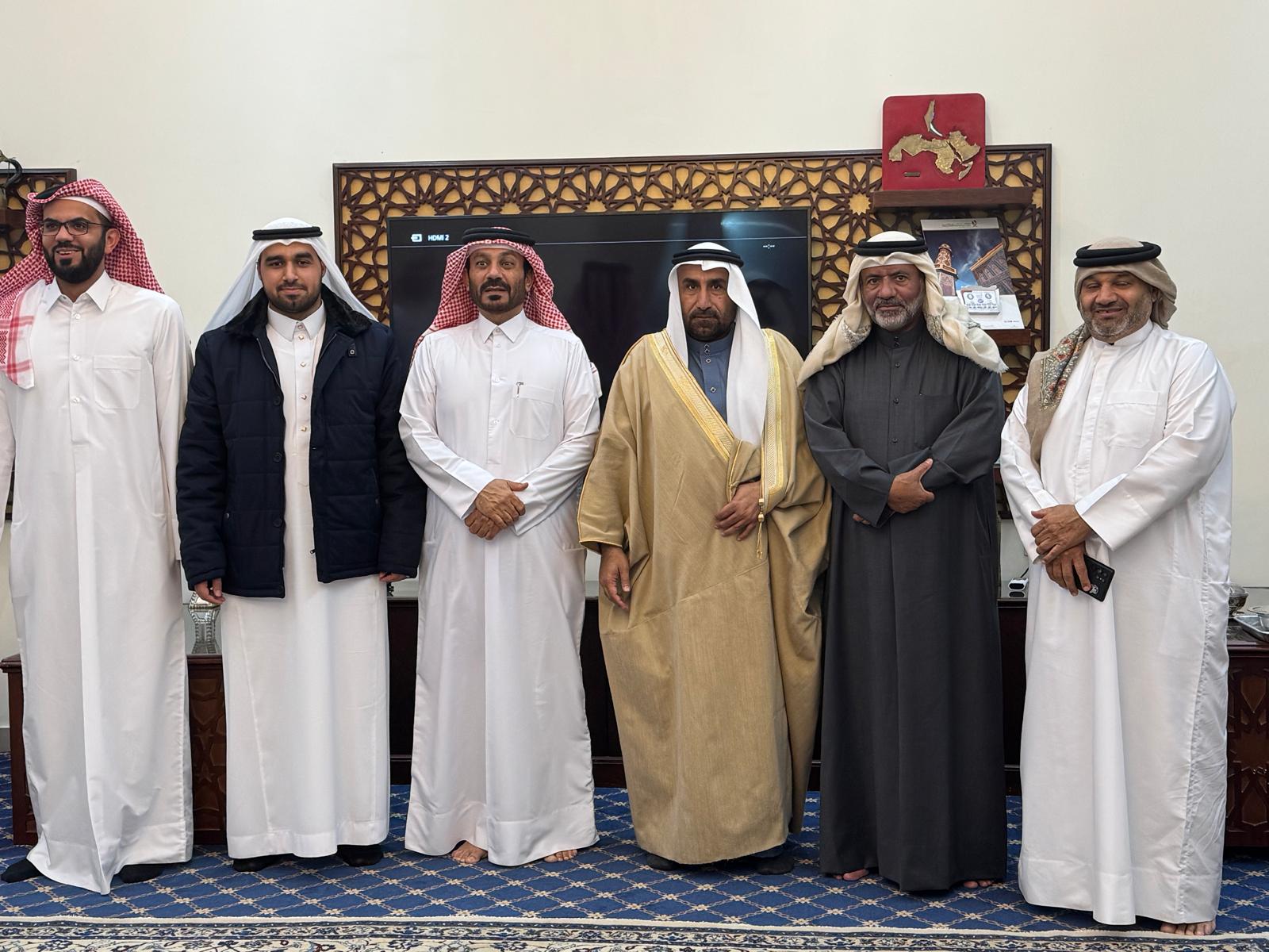 Madar Al-Saa Images 0.5806402610451231