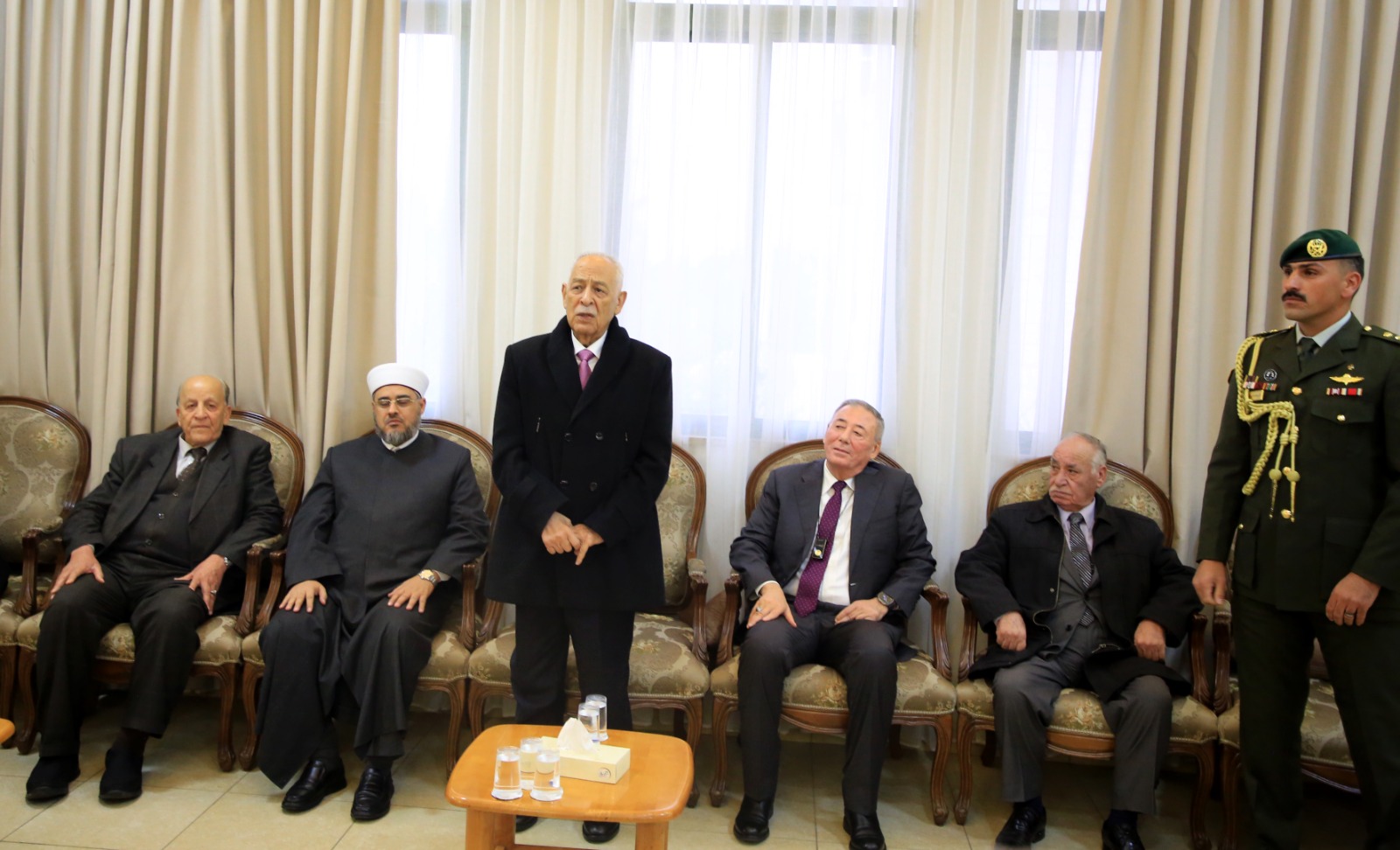 Madar Al-Saa Images 0.44066861564071025