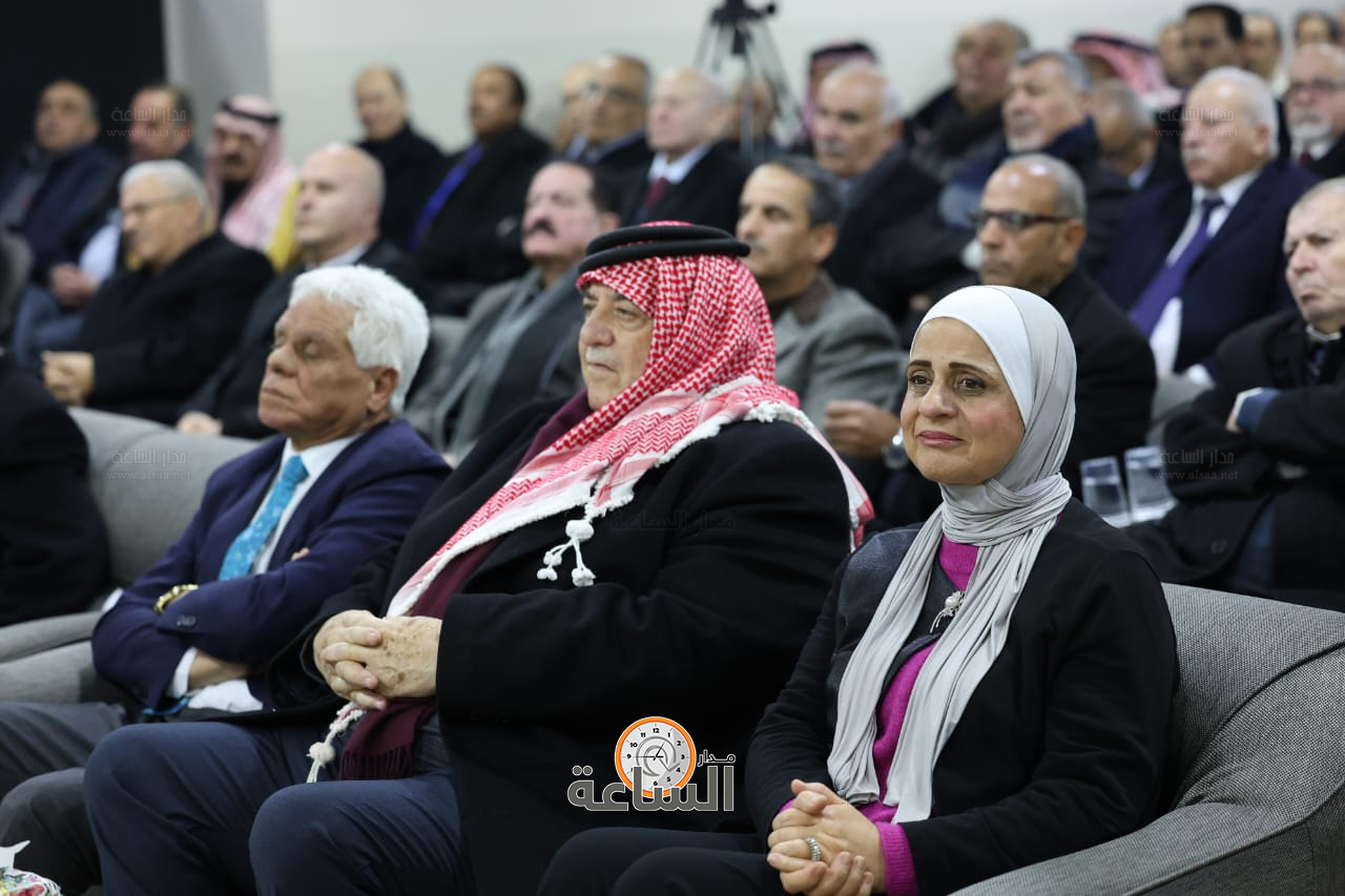 Madar Al-Saa Images 0.1676771184429624