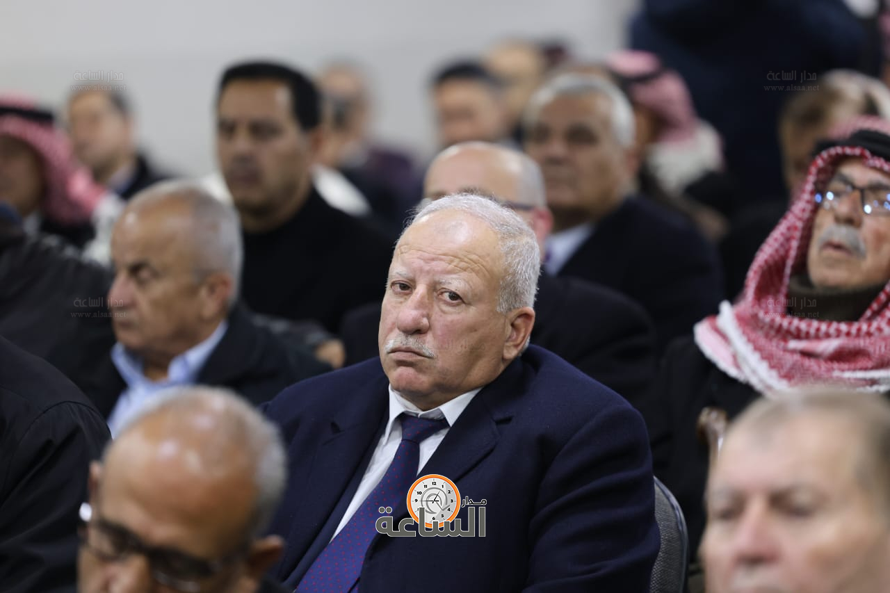 Madar Al-Saa Images 0.762748169984081