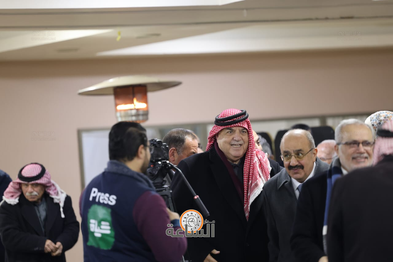 Madar Al-Saa Images 0.478408371874401