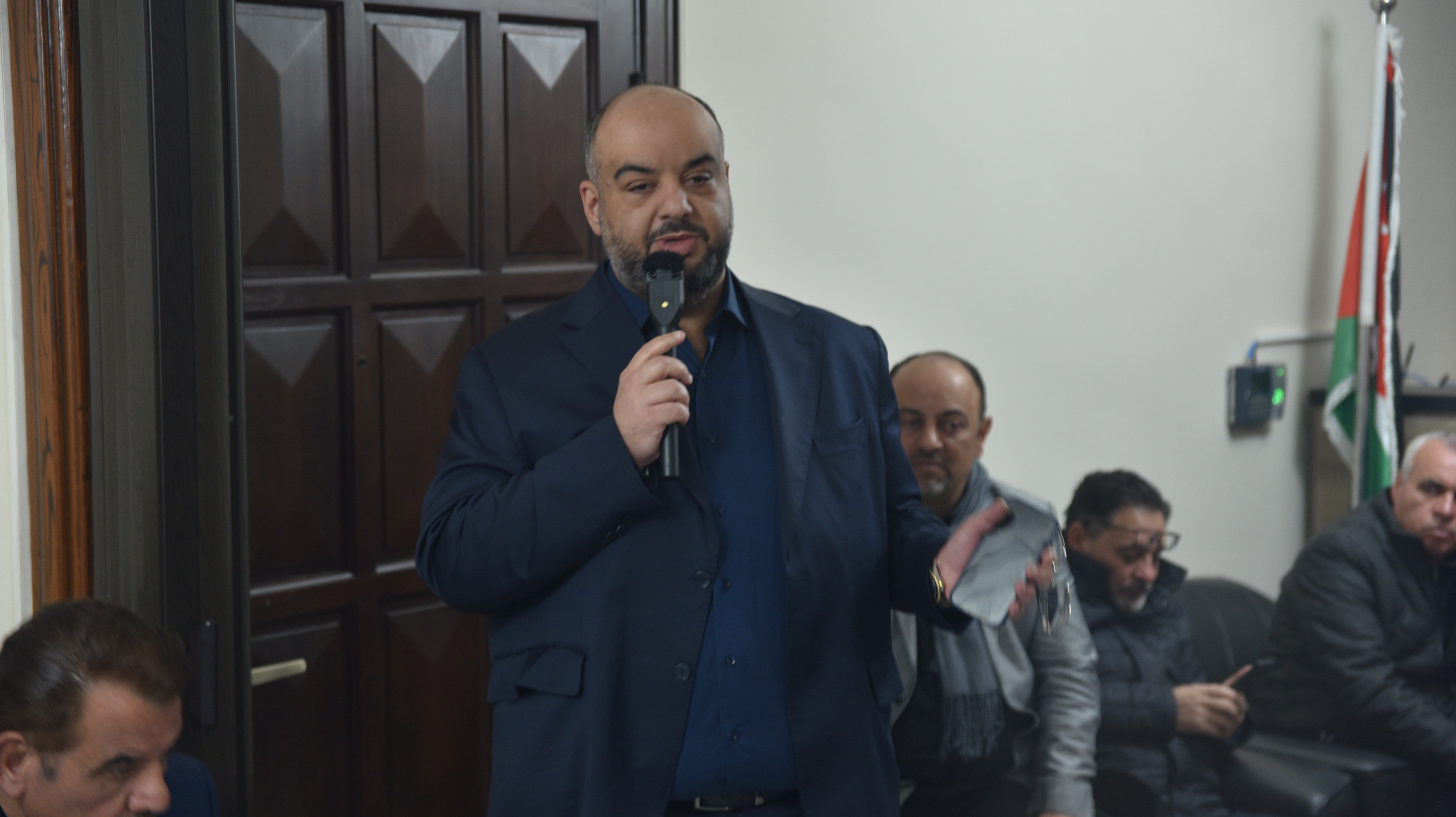 Madar Al-Saa Images 0.2863749753043814