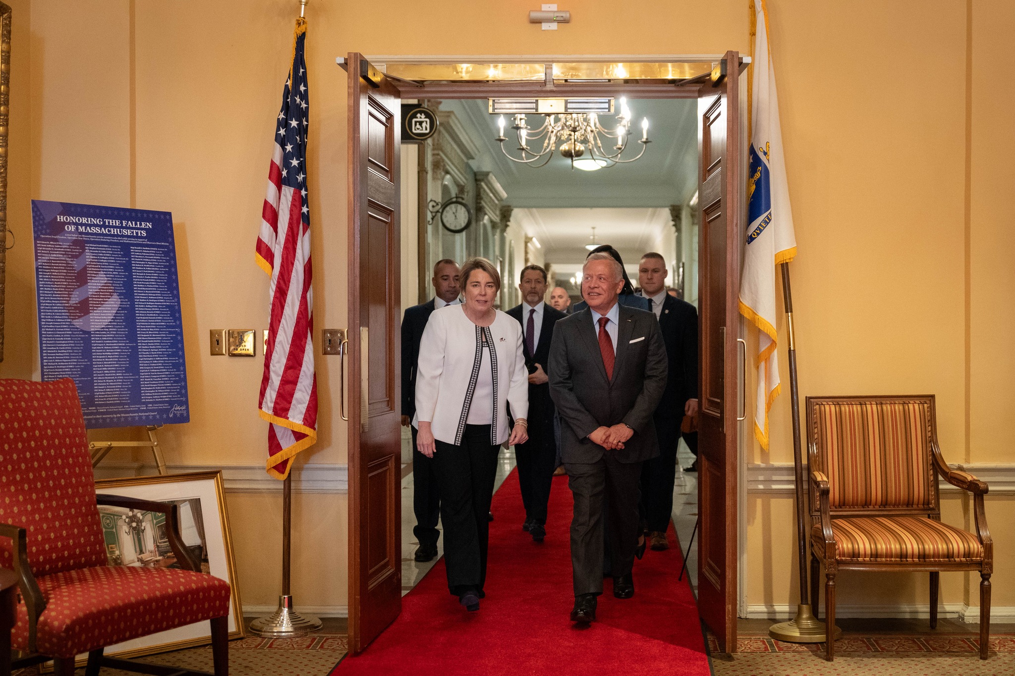 Madar Al-Saa Images 0.09218629481187435