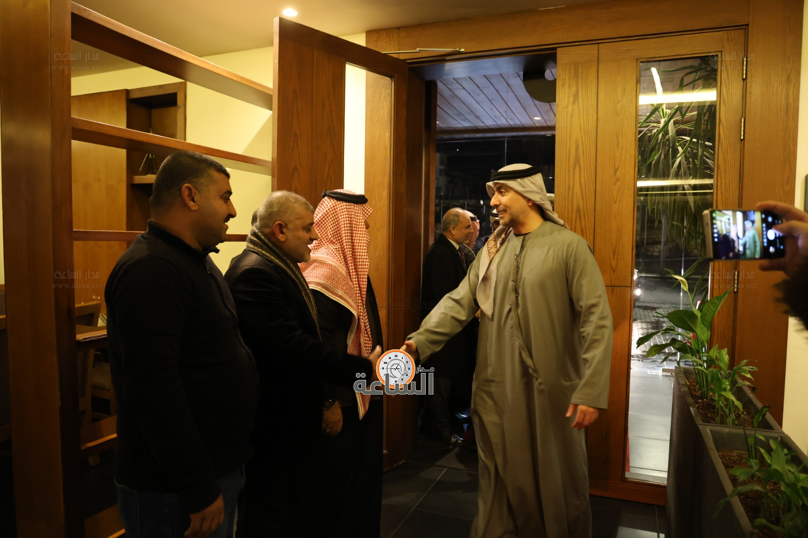 Madar Al-Saa Images 0.279010645339554