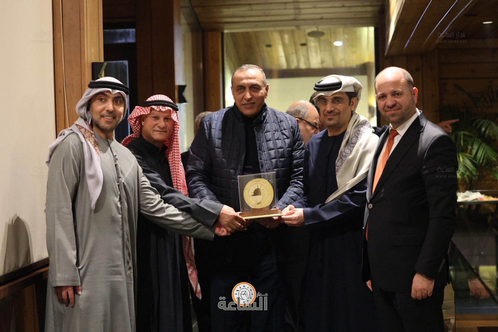 Madar Al-Saa Images 0.6574878404137248