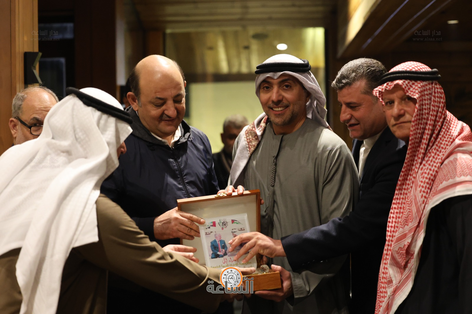 Madar Al-Saa Images 0.8607898150880617